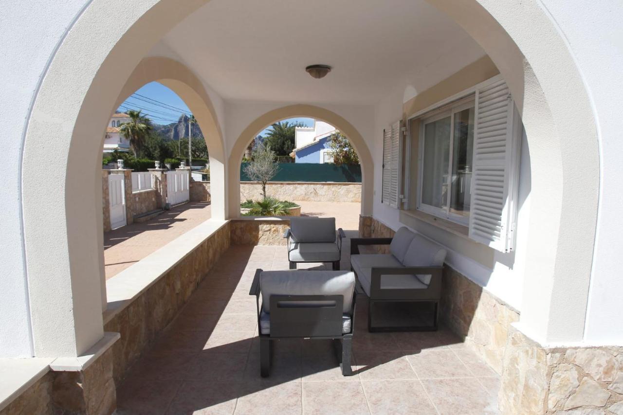 Villa Mimoses Plamanyola Exteriör bild